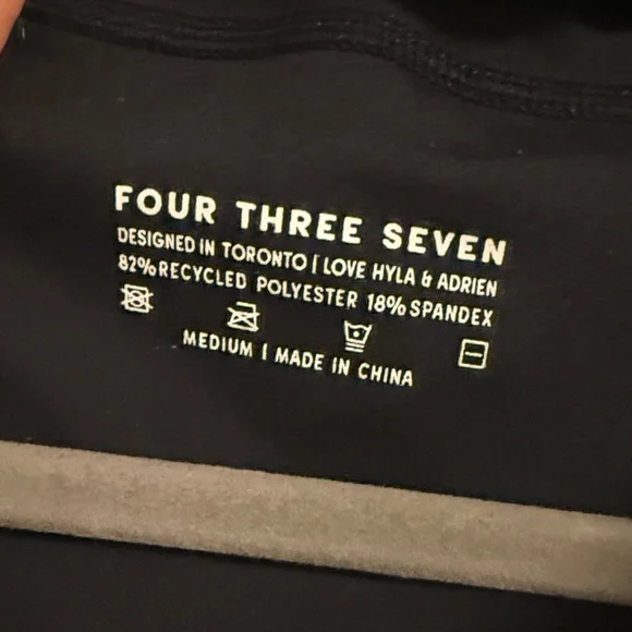 437 Curve Jacket - Picture 3 of 4